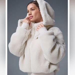 Alo Yoga Foxy Sherpa Jacket